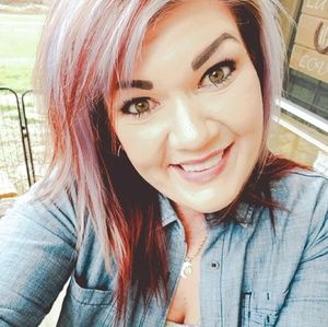 Meet your Posher, Kimberly